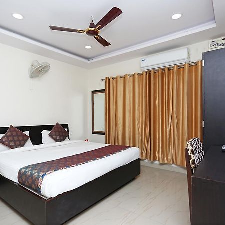 Hotel Sahu Near Kashi Vishwanath Temple Gate Varanasi Esterno foto