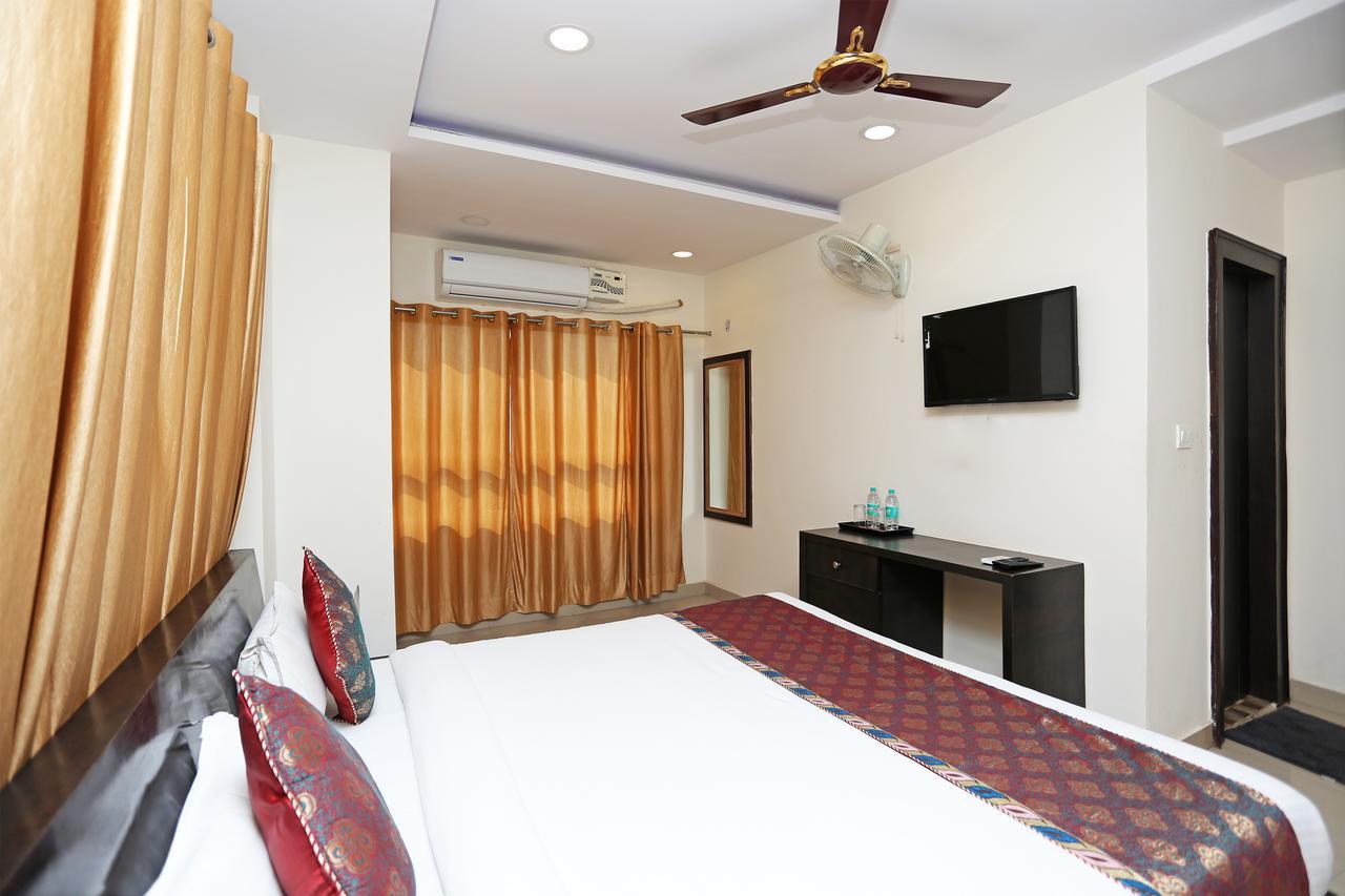 Hotel Sahu Near Kashi Vishwanath Temple Gate Varanasi Esterno foto